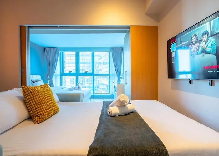 Modern Minimalist Uptown Parksuites 1br Manila