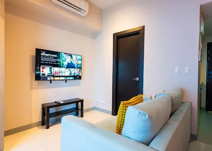 Apartment Modern Minimalist Uptown Parksuites 1br Manila