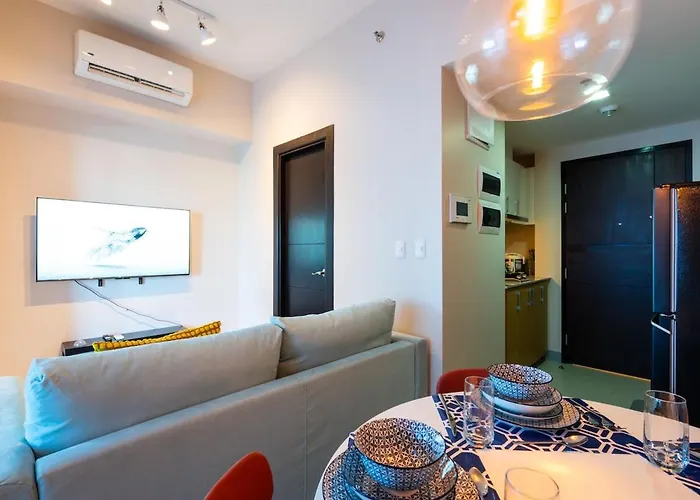 Apartment Modern Minimalist Uptown Parksuites 1br *